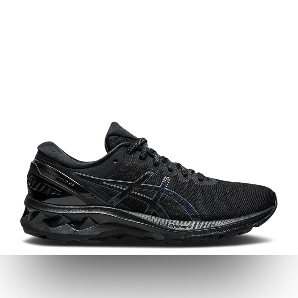 Like New - Gel Kayano 27 Triple Black size 7
